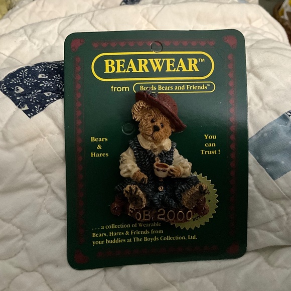 Vintage Boyds Bears & Friends Bearwear Brooch, 2000 - Picture 1 of 11